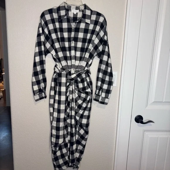 MABLE Monochrome BLACK AND WHITE Plaid Dress MIDI dress - Picture 2 of 10